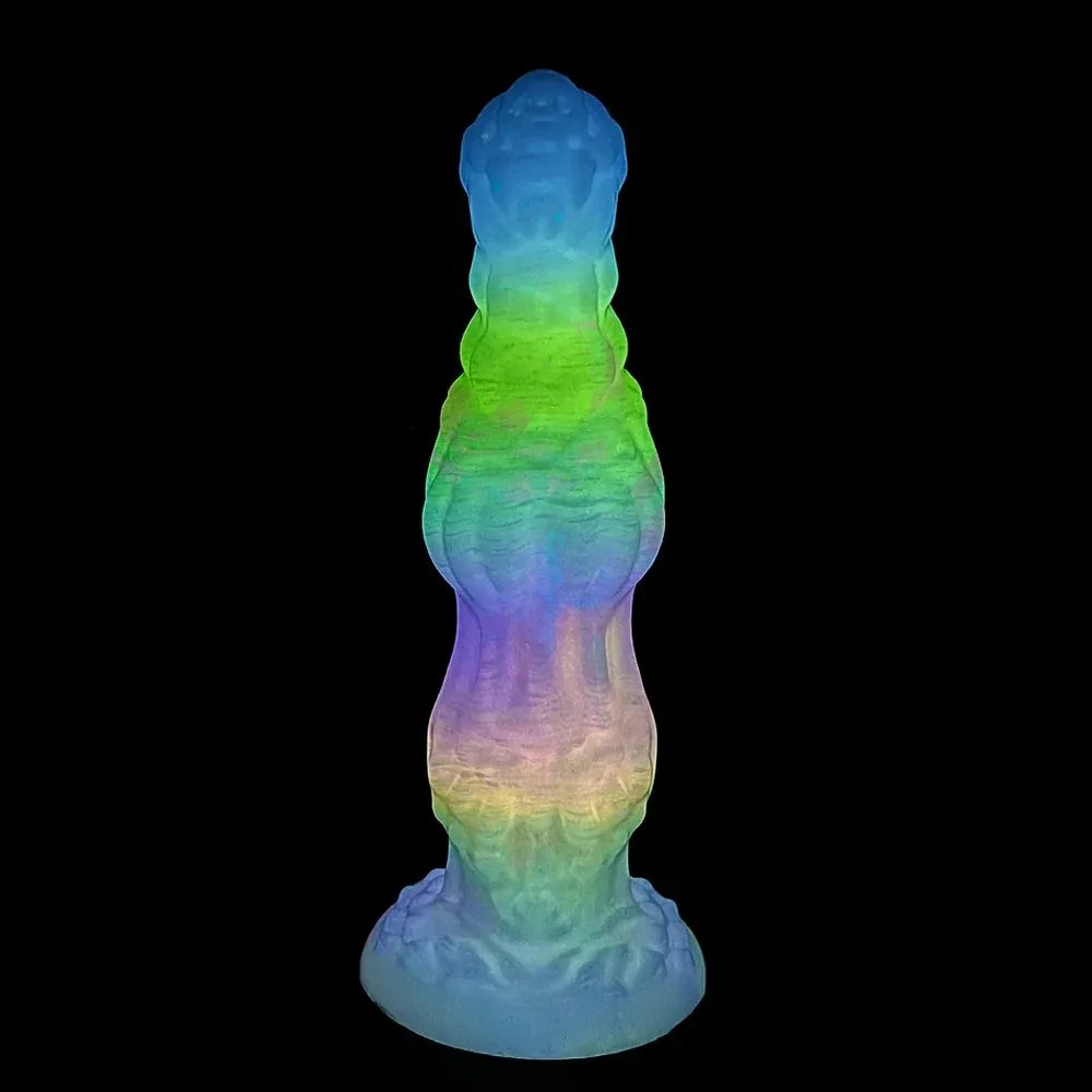 XXL fantasy dildo Aurora Glow Vibe, Model 2